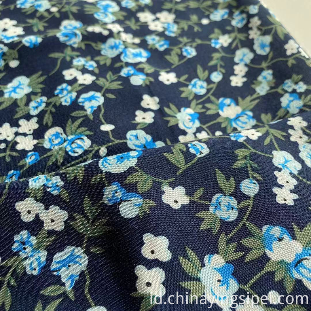 Mulinsen Textile 45s Challis 100 Fabric Rayon Dicetak